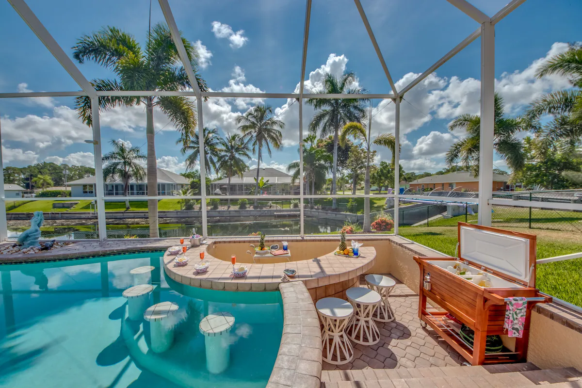 Wise Owl Cape Coral - Palm Breeze Rental 1